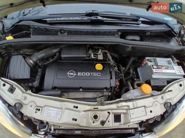 Бежевый Опель Мерива, объемом двигателя 1.6 л и пробегом 206 тыс. км за 4350 $, фото 23 на Automoto.ua