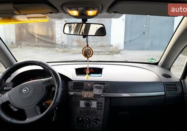 Бежевый Опель Мерива, объемом двигателя 1.6 л и пробегом 189 тыс. км за 5000 $, фото 26 на Automoto.ua