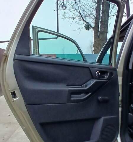 Бежевый Опель Мерива, объемом двигателя 1.6 л и пробегом 206 тыс. км за 4350 $, фото 28 на Automoto.ua