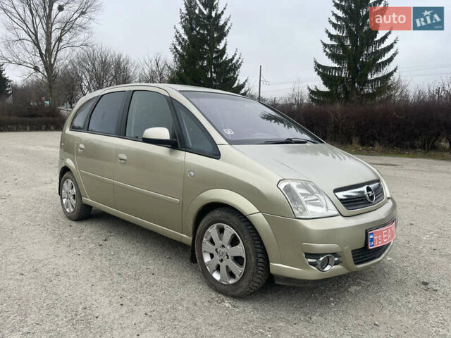 Бежевый Опель Мерива, объемом двигателя 0 л и пробегом 164 тыс. км за 4580 $, фото 1 на Automoto.ua