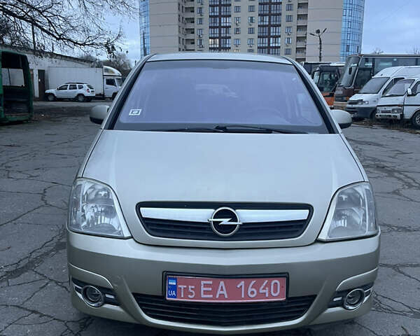 Бежевый Опель Мерива, объемом двигателя 1.6 л и пробегом 163 тыс. км за 4690 $, фото 3 на Automoto.ua