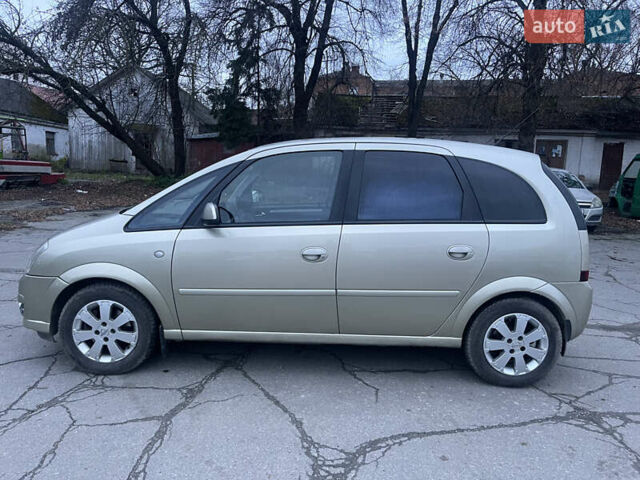 Бежевый Опель Мерива, объемом двигателя 0 л и пробегом 164 тыс. км за 4580 $, фото 3 на Automoto.ua