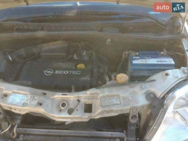 Бежевий Опель Меріва, об'ємом двигуна 1.6 л та пробігом 233 тис. км за 5600 $, фото 10 на Automoto.ua