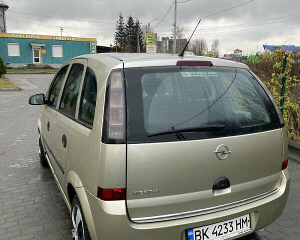 Бежевий Опель Меріва, об'ємом двигуна 1.6 л та пробігом 197 тис. км за 4000 $, фото 8 на Automoto.ua