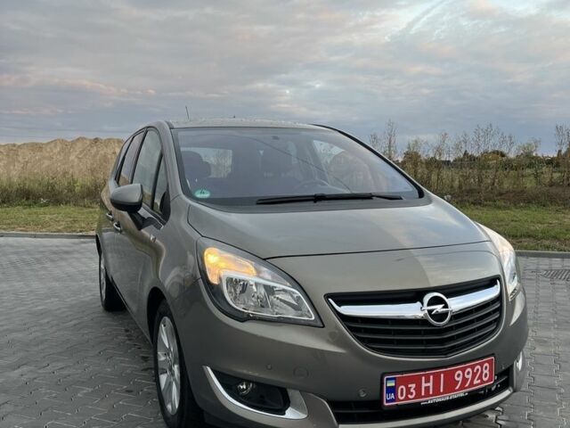Бежевий Опель Меріва, об'ємом двигуна 1.4 л та пробігом 165 тис. км за 7500 $, фото 3 на Automoto.ua