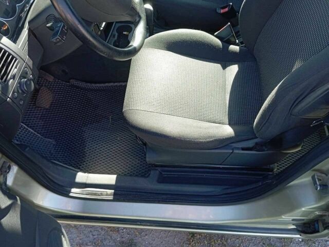 Бежевый Опель Мерива, объемом двигателя 1.6 л и пробегом 146 тыс. км за 4750 $, фото 11 на Automoto.ua