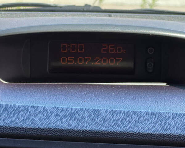 Бежевый Опель Мерива, объемом двигателя 1.6 л и пробегом 170 тыс. км за 4300 $, фото 24 на Automoto.ua