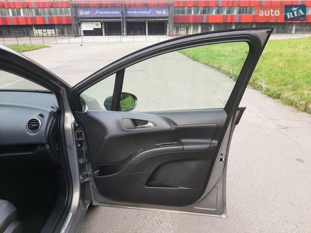 Опель Мерива 2014 в Ровно на Automoto.ua Бежевый Опель Мерива, объемом двигателя 1.4 л и пробегом 197 тыс. км за 9600 $, фото 28 на Automoto.ua