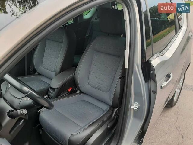 Опель Мерива 2014 в Ровно на Automoto.ua Бежевый Опель Мерива, объемом двигателя 1.4 л и пробегом 197 тыс. км за 9600 $, фото 10 на Automoto.ua