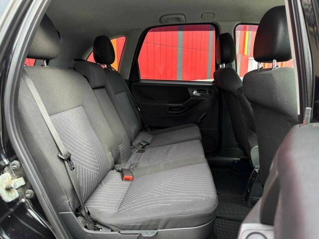 Опель Мерива 2006 в Киеве на Automoto.ua Черный Опель Мерива, объемом двигателя 0 л и пробегом 262 тыс. км за 5290 $, фото 10 на Automoto.ua