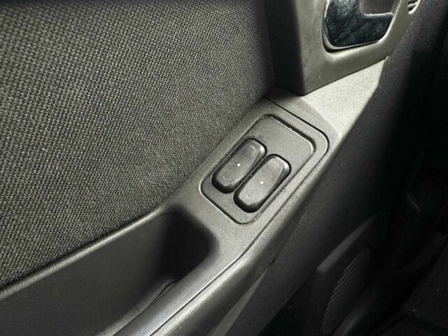 Опель Мерива 2006 в Киеве на Automoto.ua Черный Опель Мерива, объемом двигателя 0 л и пробегом 262 тыс. км за 5290 $, фото 15 на Automoto.ua