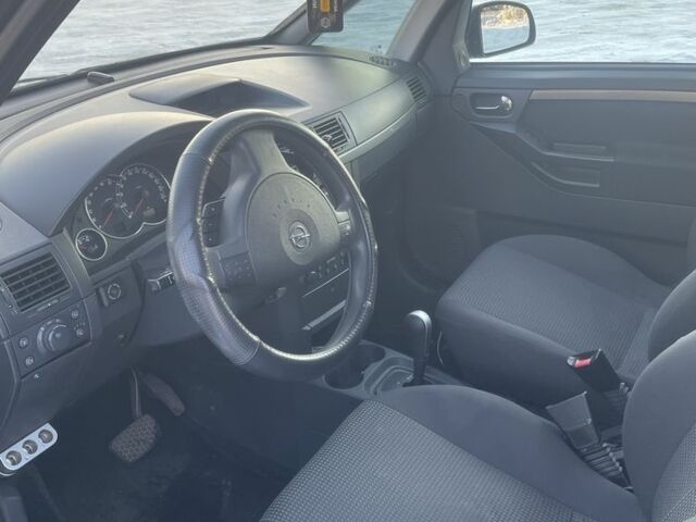 Чорний Опель Меріва, об'ємом двигуна 1.6 л та пробігом 227 тис. км за 4200 $, фото 6 на Automoto.ua