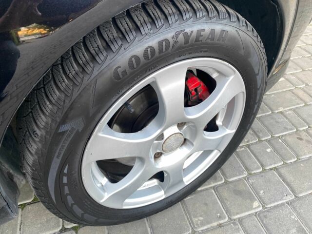 Черный Опель Мерива, объемом двигателя 1.8 л и пробегом 260 тыс. км за 5800 $, фото 21 на Automoto.ua