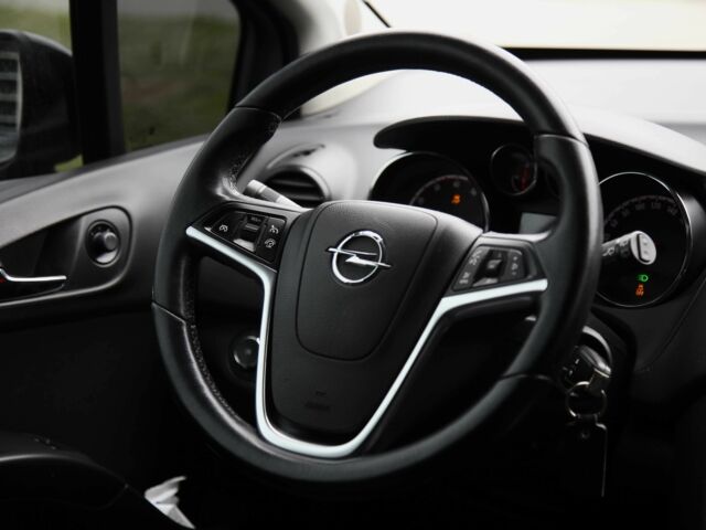 Черный Опель Мерива, объемом двигателя 1.4 л и пробегом 233 тыс. км за 5600 $, фото 13 на Automoto.ua