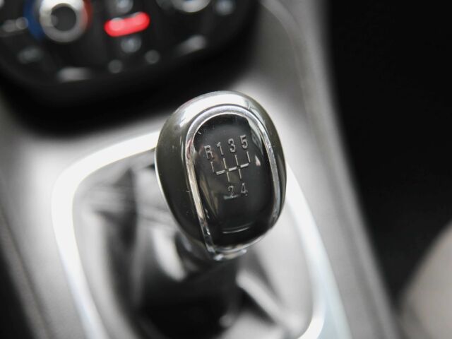 Черный Опель Мерива, объемом двигателя 1.4 л и пробегом 233 тыс. км за 5600 $, фото 19 на Automoto.ua