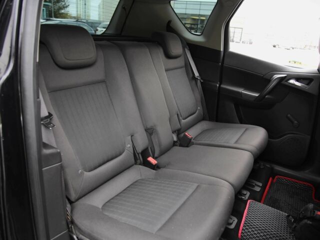 Черный Опель Мерива, объемом двигателя 1.4 л и пробегом 233 тыс. км за 5600 $, фото 8 на Automoto.ua