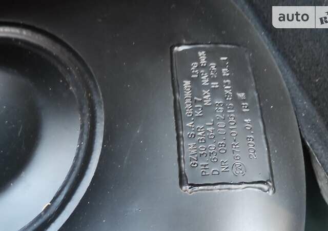 Чорний Опель Меріва, об'ємом двигуна 1.6 л та пробігом 230 тис. км за 4200 $, фото 25 на Automoto.ua