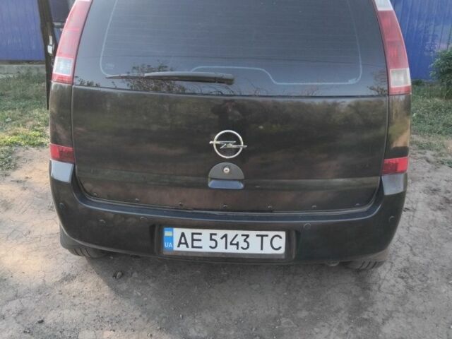 Чорний Опель Меріва, об'ємом двигуна 1.6 л та пробігом 172 тис. км за 4000 $, фото 4 на Automoto.ua