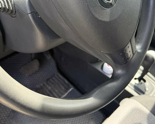 Черный Опель Мерива, объемом двигателя 1.6 л и пробегом 157 тыс. км за 3600 $, фото 11 на Automoto.ua