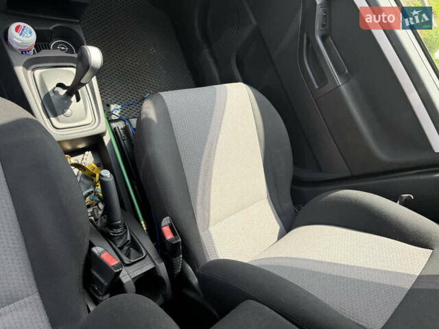 Черный Опель Мерива, объемом двигателя 1.6 л и пробегом 157 тыс. км за 3600 $, фото 9 на Automoto.ua