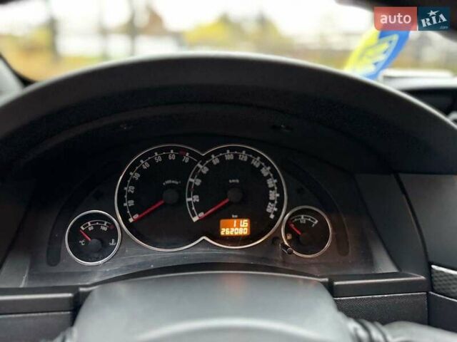 Черный Опель Мерива, объемом двигателя 1.6 л и пробегом 262 тыс. км за 4740 $, фото 27 на Automoto.ua