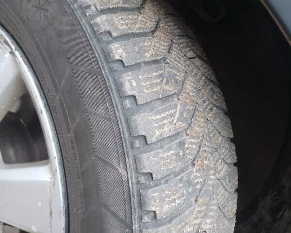 Опель Мерива 2006 в Жовкве на Automoto.ua Черный Опель Мерива, объемом двигателя 1.6 л и пробегом 220 тыс. км за 3600 $, фото 13 на Automoto.ua