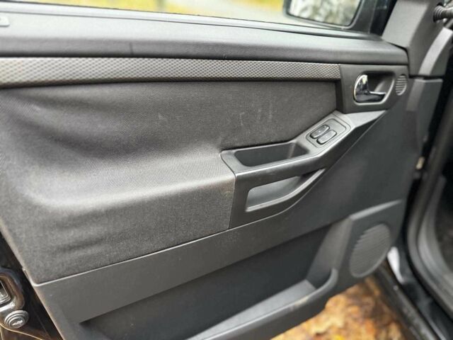 Черный Опель Мерива, объемом двигателя 1.6 л и пробегом 262 тыс. км за 4740 $, фото 21 на Automoto.ua