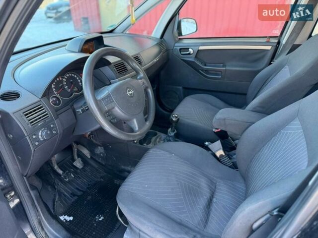 Чорний Опель Меріва, об'ємом двигуна 1.6 л та пробігом 250 тис. км за 3500 $, фото 18 на Automoto.ua