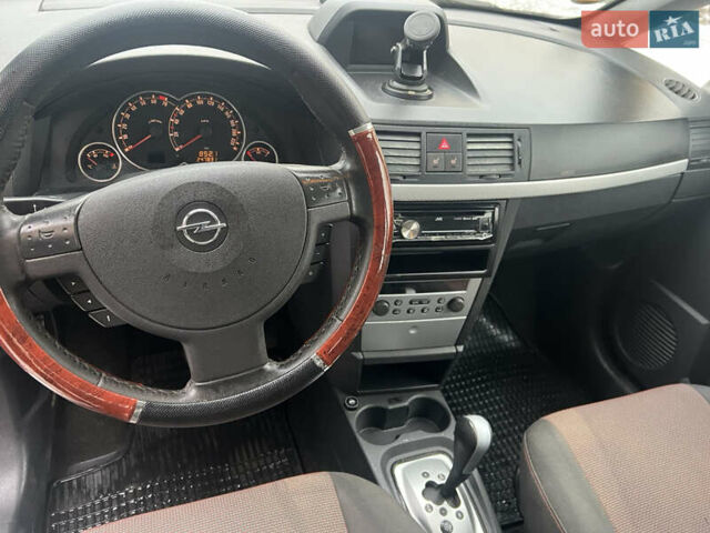 Чорний Опель Меріва, об'ємом двигуна 1.6 л та пробігом 247 тис. км за 3290 $, фото 48 на Automoto.ua