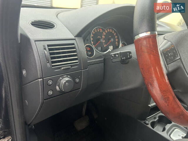 Чорний Опель Меріва, об'ємом двигуна 1.6 л та пробігом 247 тис. км за 3290 $, фото 49 на Automoto.ua