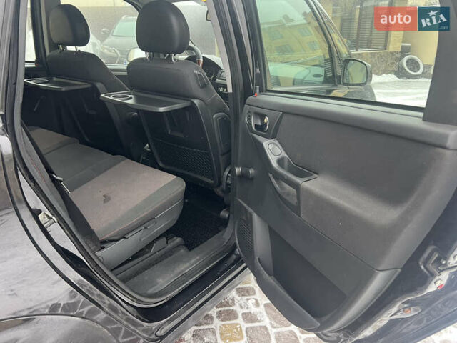 Чорний Опель Меріва, об'ємом двигуна 1.6 л та пробігом 247 тис. км за 3290 $, фото 32 на Automoto.ua