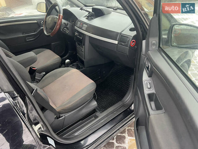 Чорний Опель Меріва, об'ємом двигуна 1.6 л та пробігом 247 тис. км за 3290 $, фото 12 на Automoto.ua