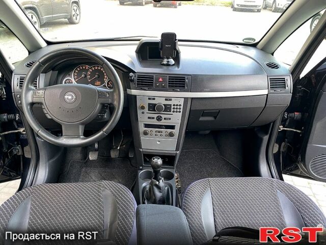 Чорний Опель Меріва, об'ємом двигуна 1.8 л та пробігом 260 тис. км за 5800 $, фото 11 на Automoto.ua