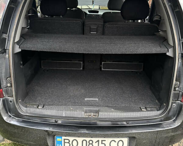 Черный Опель Мерива, объемом двигателя 1.6 л и пробегом 158 тыс. км за 4500 $, фото 18 на Automoto.ua