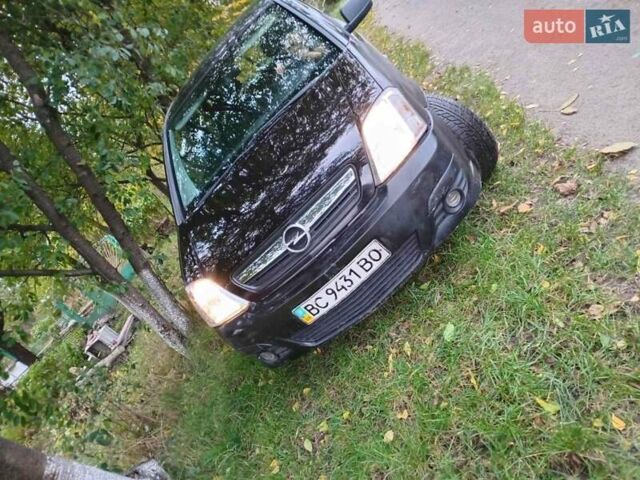 Черный Опель Мерива, объемом двигателя 1.6 л и пробегом 145 тыс. км за 2350 $, фото 2 на Automoto.ua