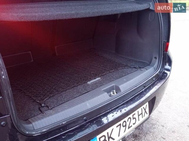 Черный Опель Мерива, объемом двигателя 1.6 л и пробегом 177 тыс. км за 4899 $, фото 8 на Automoto.ua