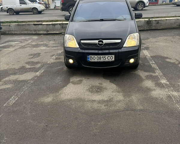Черный Опель Мерива, объемом двигателя 1.6 л и пробегом 158 тыс. км за 4500 $, фото 2 на Automoto.ua