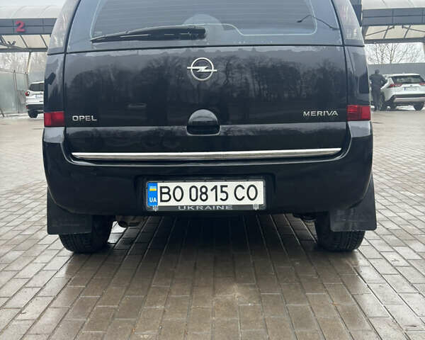 Черный Опель Мерива, объемом двигателя 1.6 л и пробегом 158 тыс. км за 4500 $, фото 5 на Automoto.ua