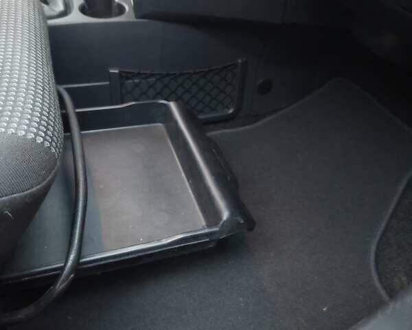 Черный Опель Мерива, объемом двигателя 1.6 л и пробегом 177 тыс. км за 4899 $, фото 41 на Automoto.ua