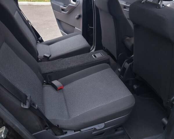 Черный Опель Мерива, объемом двигателя 1.6 л и пробегом 177 тыс. км за 4899 $, фото 32 на Automoto.ua