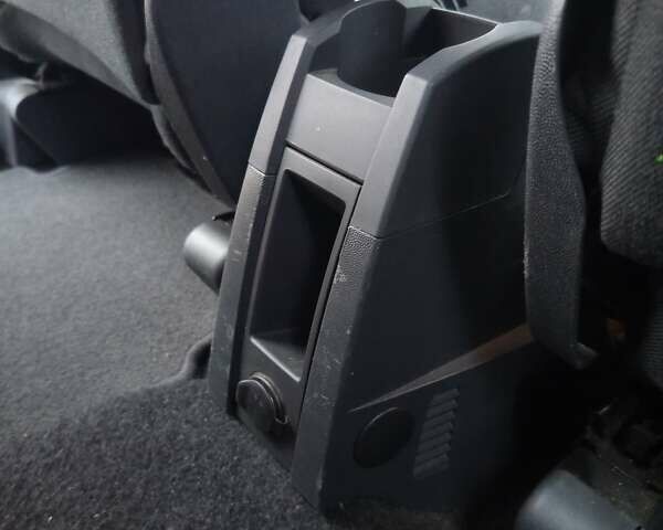 Черный Опель Мерива, объемом двигателя 1.6 л и пробегом 177 тыс. км за 4899 $, фото 33 на Automoto.ua