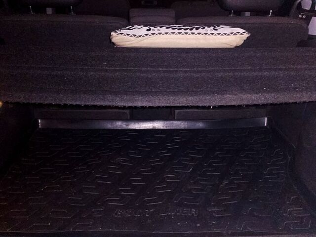 Чорний Опель Меріва, об'ємом двигуна 1.2 л та пробігом 22400 тис. км за 5000 $, фото 10 на Automoto.ua