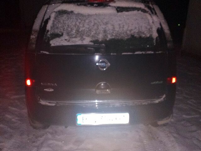 Чорний Опель Меріва, об'ємом двигуна 1.2 л та пробігом 22400 тис. км за 5000 $, фото 1 на Automoto.ua