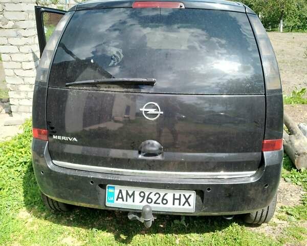 Черный Опель Мерива, объемом двигателя 1.36 л и пробегом 160 тыс. км за 3800 $, фото 11 на Automoto.ua