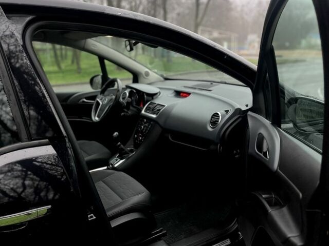 Чорний Опель Меріва, об'ємом двигуна 1.4 л та пробігом 182 тис. км за 7700 $, фото 6 на Automoto.ua