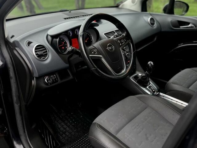 Чорний Опель Меріва, об'ємом двигуна 1.4 л та пробігом 182 тис. км за 7700 $, фото 1 на Automoto.ua