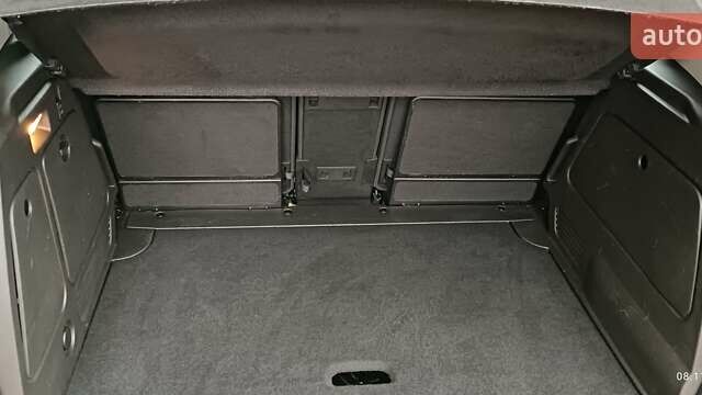 Черный Опель Мерива, объемом двигателя 1.36 л и пробегом 172 тыс. км за 7500 $, фото 5 на Automoto.ua