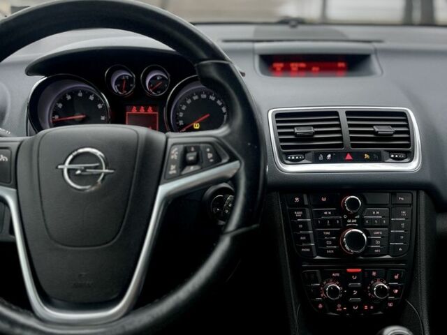 Чорний Опель Меріва, об'ємом двигуна 1.4 л та пробігом 182 тис. км за 7700 $, фото 7 на Automoto.ua