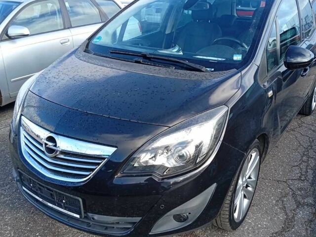 Черный Опель Мерива, объемом двигателя 0 л и пробегом 180 тыс. км за 7700 $, фото 1 на Automoto.ua