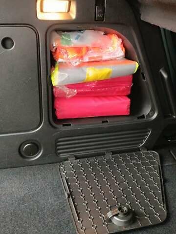 Черный Опель Мерива, объемом двигателя 1.36 л и пробегом 172 тыс. км за 7500 $, фото 7 на Automoto.ua